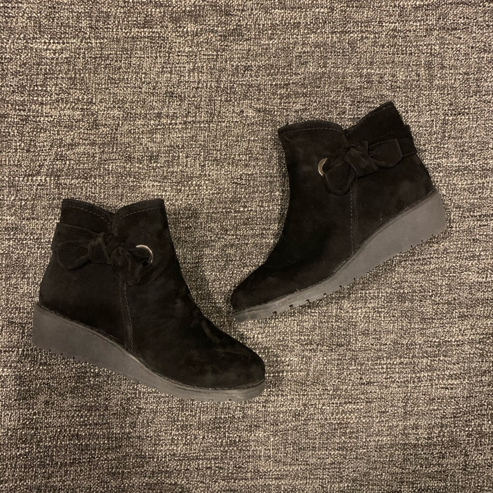 The Children’s Place Black Booties